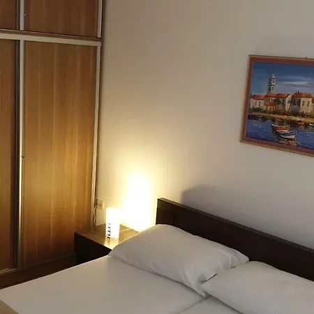 Apartment Grgic Baska (Krk)
